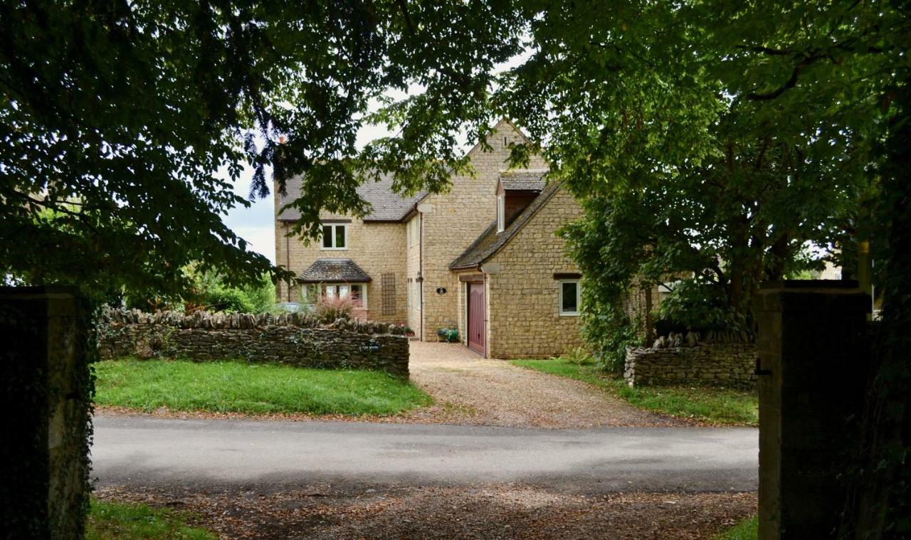 Two Hoots Bed And Breakfast Brackley  Exterior foto